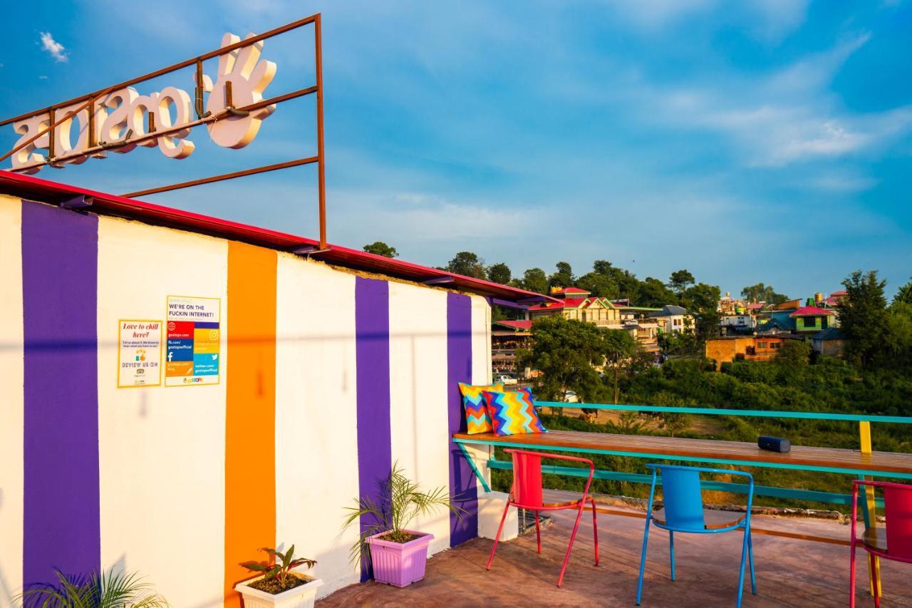 Gostops Bir, Landing Site Bagian luar foto